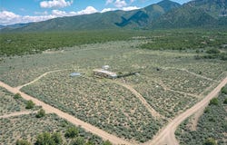 131 Quintana Road, Questa, NM 87556