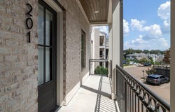 201 906 N Lamar, OXFORD, MS 38655