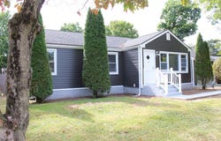 158 Woodcrest Rd, Springfield, MA 01029