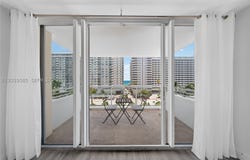 5600 Collins Ave, Miami Beach, FL 33140