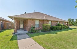 400 N Willowood Drive, Yukon, OK 73099