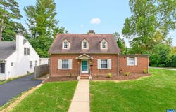 912 LYNDHURST RD, WAYNESBORO, VA 22980