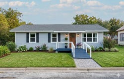 505 Kellett Ave, Schulenburg, TX 78956