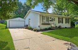 1401 39th Street SE, Cedar Rapids, IA 52403