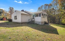 11 Lillian, Acton, MA 01720