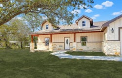 48 Grey Fox, Poteet, TX 78065