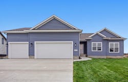 4513 Sonoma Drive, Cedar Falls, IA 50613