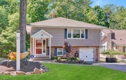 27 Shady Ter, Wayne Twp., NJ 07470-4319