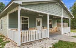 900 Bosque, Meridian, TX 76665
