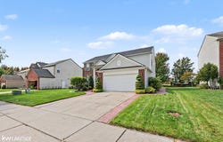 56543 Hastings Drive, Macomb, MI 48042