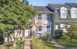 11 WYATT CT, STERLING, VA 20165