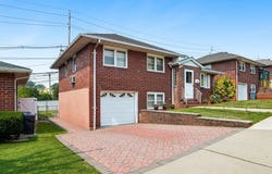 28 PIKEVIEW TERRACE, Secaucus, NJ 07094-3819