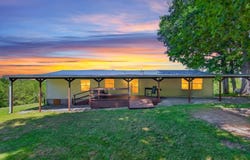 1788 Lenhart Road, Oak Hill, OH 45656