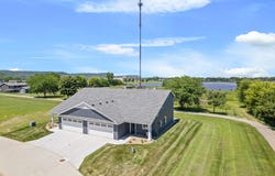 1151 Eagle Lane, Wabasha, MN 55981