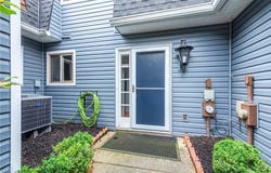 19245 Briarwood Lane, Strongsville, OH 44149