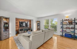 712 Brighton Circle, Port Barrington, IL 60010