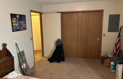 703 W Maple St., Flora, IL 62839