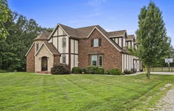 918 Grayhawk Loop, Marshfield, MO 65706