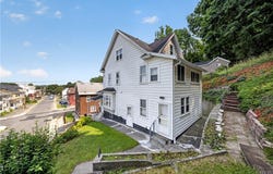 203 Woods Road, Syracuse, NY 13209