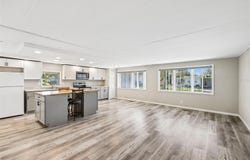 11 FLORENCE Boulevard, DEBARY, FL 32713