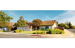 2460 Sample Avenue, Clovis, CA 93611