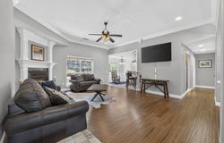 198 Stoney Pointe Drive, Hollister, MO 65672