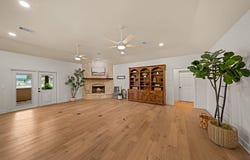 140 Oak Hampton Trail, Ingram, TX 78028