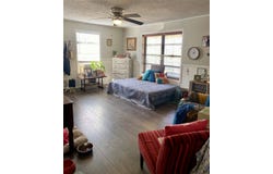 1115 S 6th Street, Bonham, TX 75418