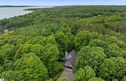 3285 S E Torch Lake Drive, Bellaire, MI 49615