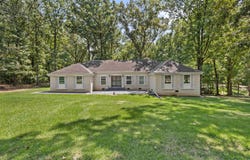 8425 BON LIN Dr, Bartlett, TN 38133