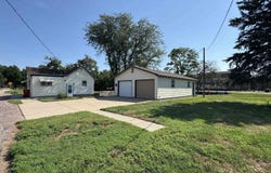 311 W 7th, Yankton, SD 57078