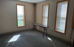 1105 State St, Mound City, MO 64470