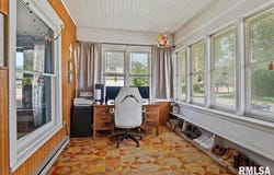 303 W 2ND Street, Assumption, IL 62510