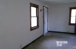 8 E C Street, Belleville, IL 62220
