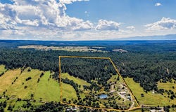 157 Pacheco Road, Llano, NM 87543
