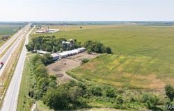 W Frontage Road, Worden, IL 62097