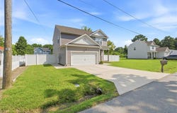 8324 Hudgins Circle, Suffolk, VA 23436