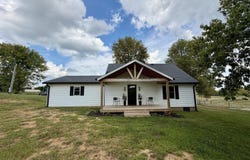 560 Irish Ridge Rd, Bloomfield, KY 40008