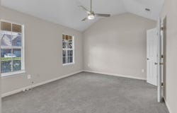 6676 WHITTEN PINE Dr, Memphis, TN 38134