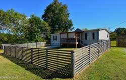 2016 Neubert Rd, Knoxville, TN 37914