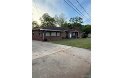 327 Kirksey Avenue, Eutaw, AL 35462