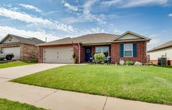 1805 Schooner Road, El Reno, OK 73036