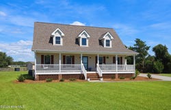 105 Franklin Court, Cedar Point, NC 28584