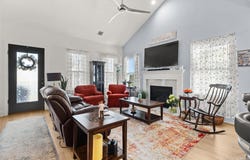 32 Michael Lane, East Islip, NY 11730