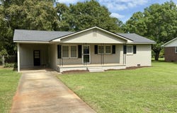 606 Chamlee Drive, Fort Valley, GA 31030