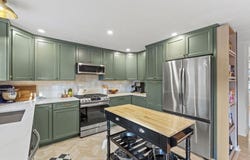 4 Apple Ridge, Maynard, MA 01754