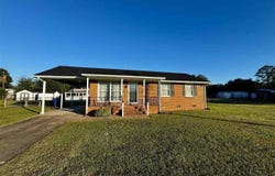 3635 Old Wire Road W, Wallace, SC 29596