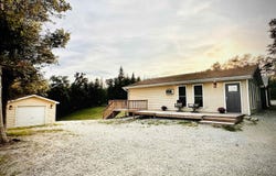 104 Pine Rd, Montezuma, IA 50171