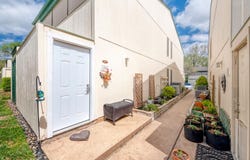 6718 Silvermine Dr, Austin, TX 78736