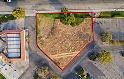 940 Bloomington, Bloomington, CA 92316